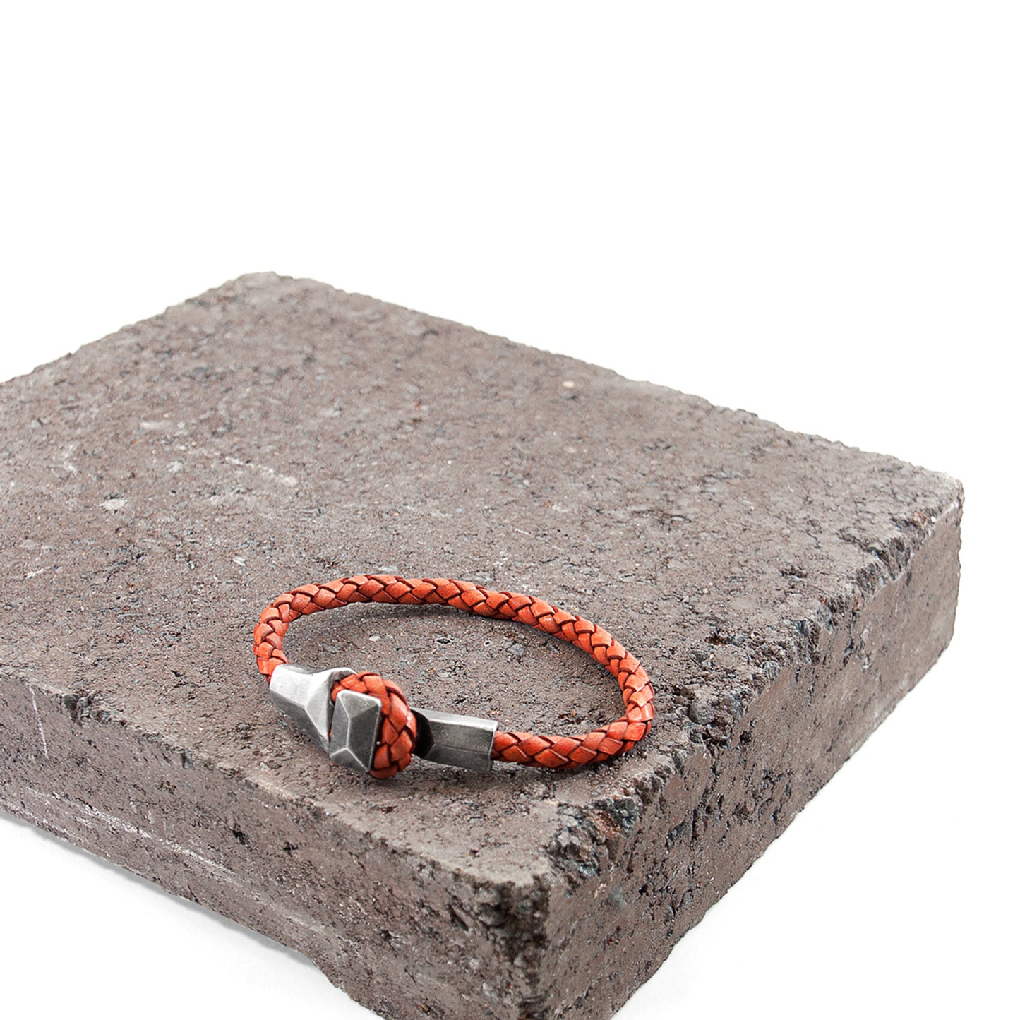 925 Sterling Silver & Natural Leather Bracelet - Classic Knot Red