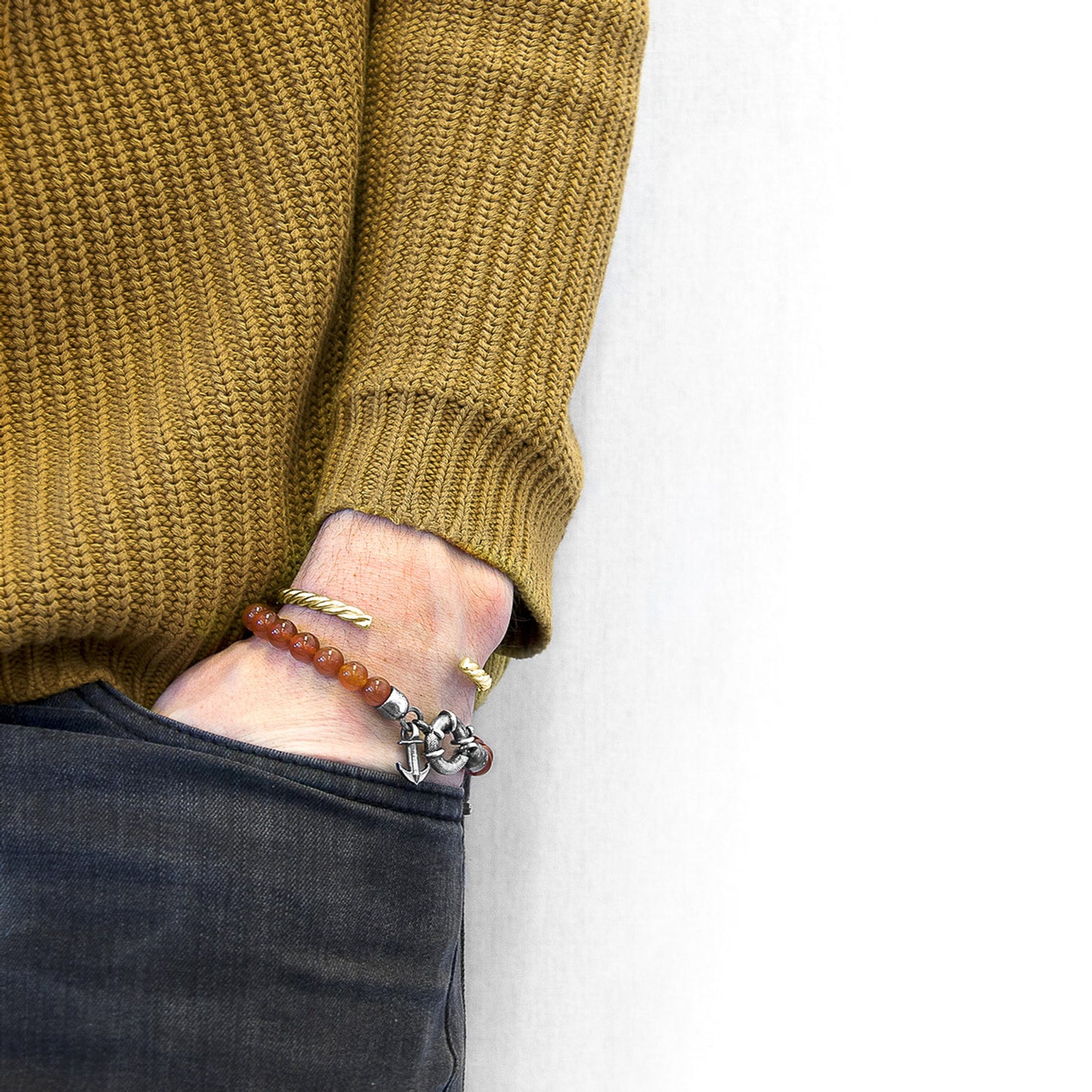 Aurora – 9ct Yellow Gold Bangle – Handmade British Jewelry