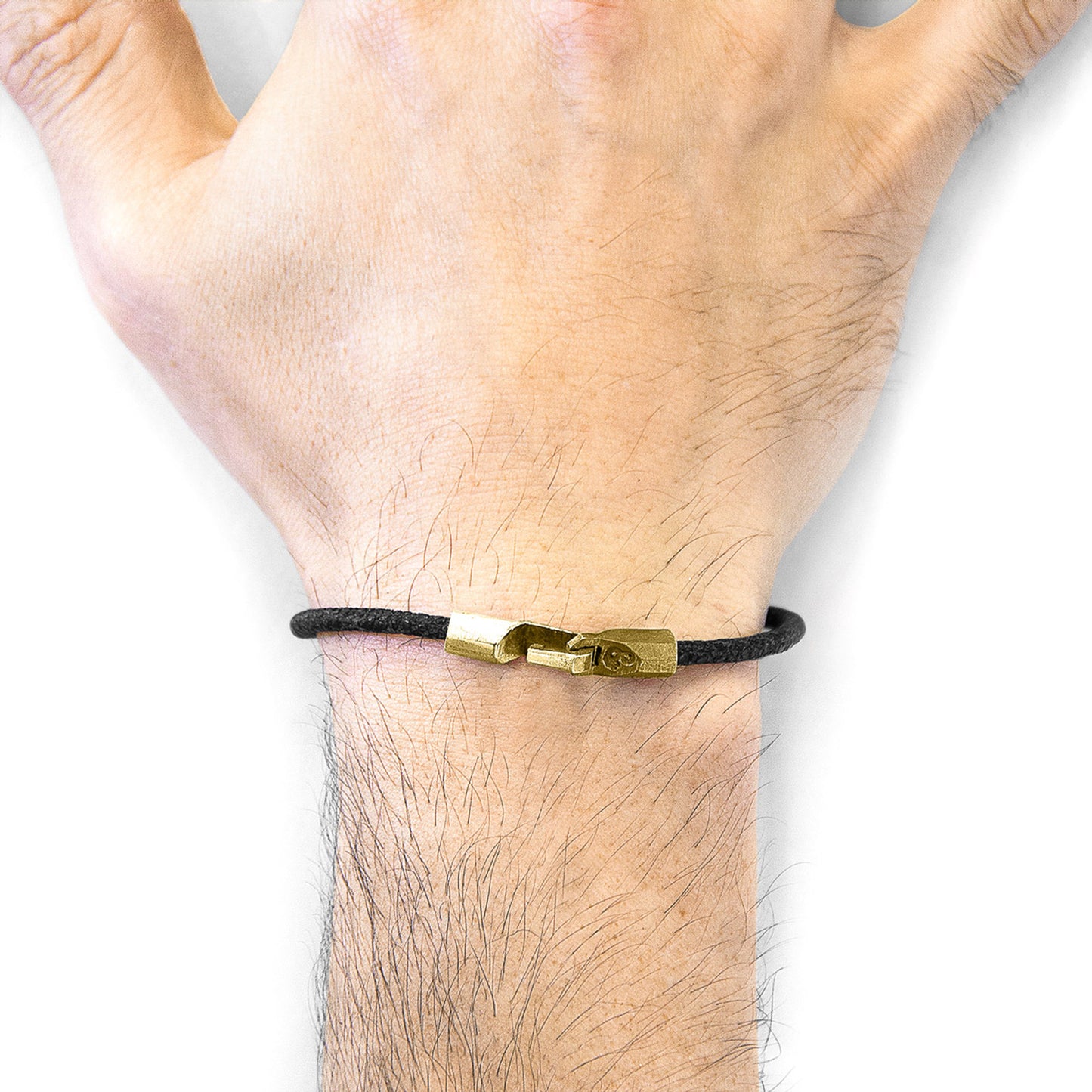 Bracelet Talbot Anchor & Crew – Cuir de raie noir corbeau et or jaune massif 9 carats – Design britannique fait main