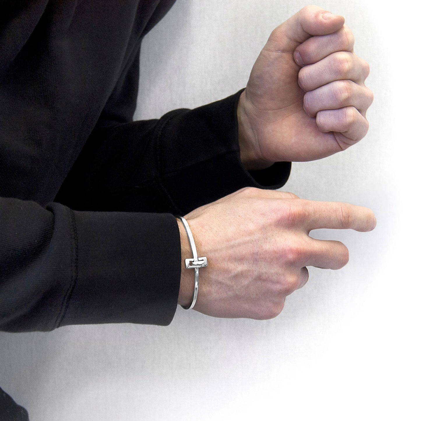 925 Sterling Silver Bangle - Le Grand Voyage Bangle